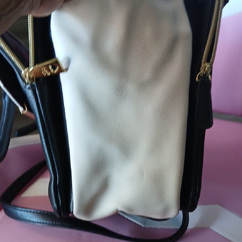 Betsey Johnson Black and White Satchel - Picture 10 of 14